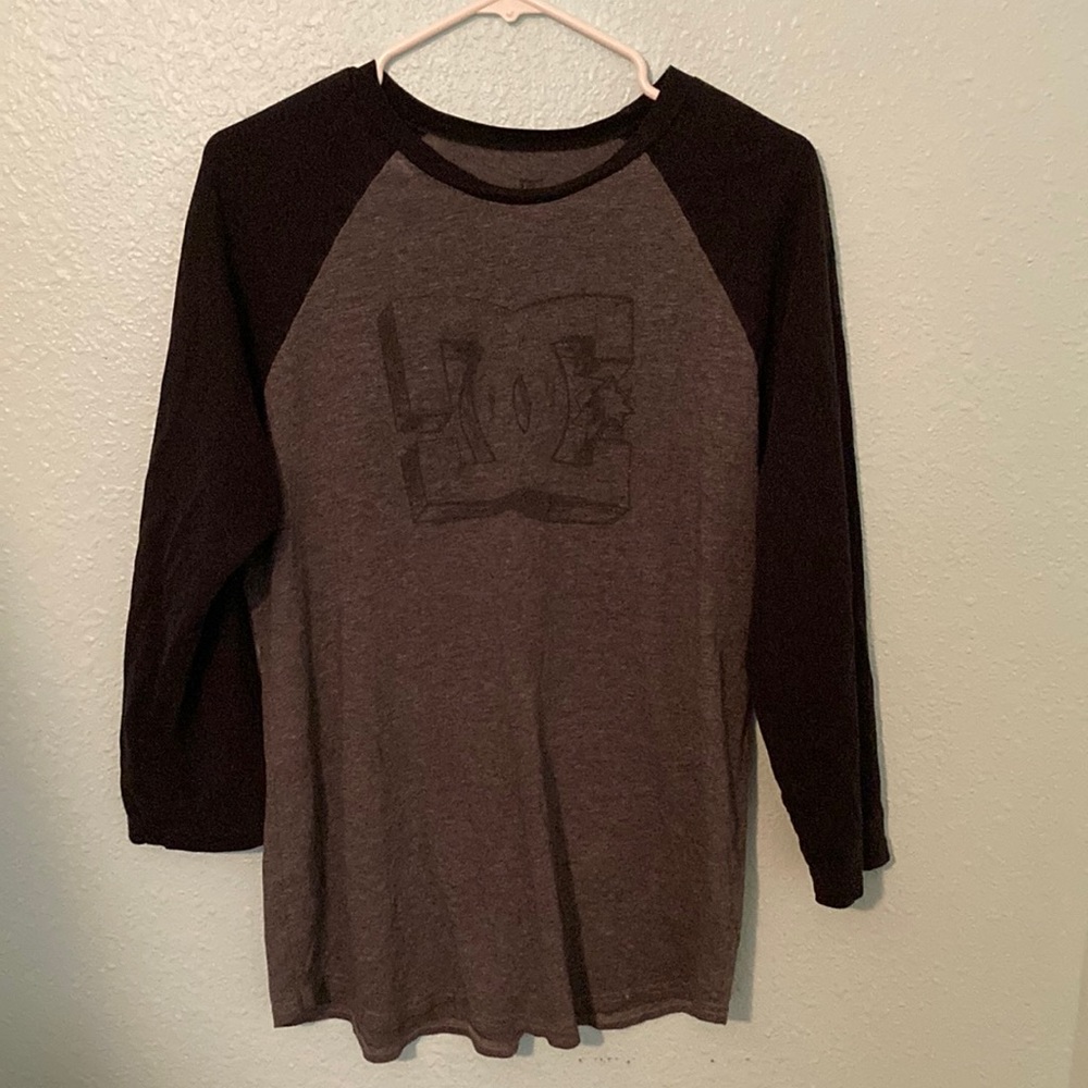 Women’s black Hurley Mid-sleeve T-Shirt